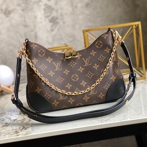 🍒🍒Louis Vuitton Boulogne Bag with gold chain and black leather strap